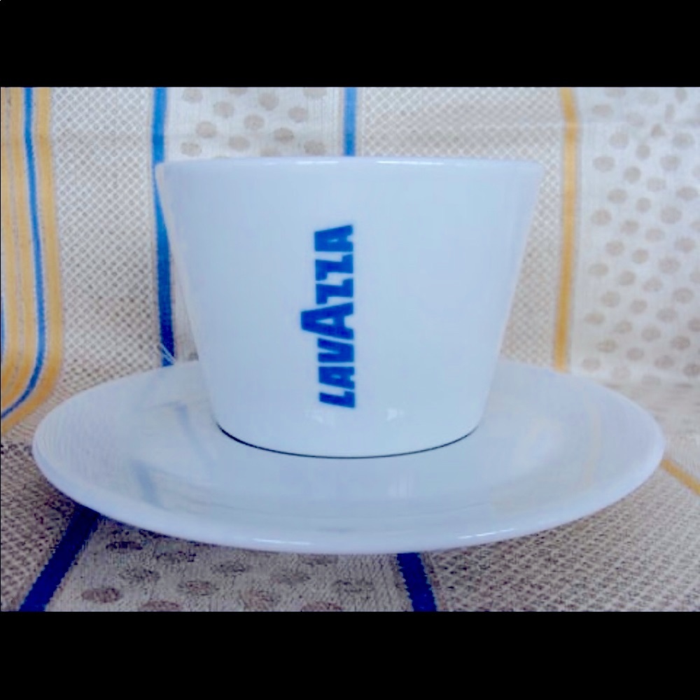 1 Tazza LAVAZZA Cappuccino / Coffee Cup w/Saucer unused